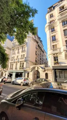 Plan de l'établissement appartement familial refait à neuf centre Paris 20ème
