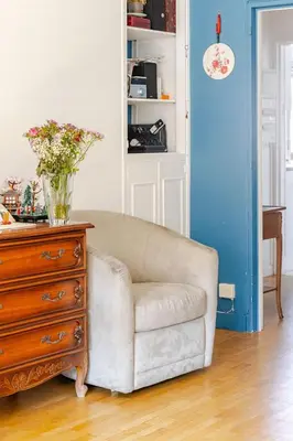 Coin salon dans l'établissement Lumineux appartement Vanves Porte de Versailles