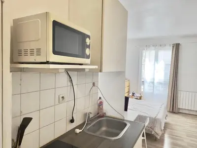 Cuisine ou kitchenette dans l'établissement Devenez voisin du Président