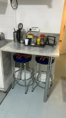 Cuisine ou kitchenette dans l'établissement studio pour deux face a la tour Eiffel