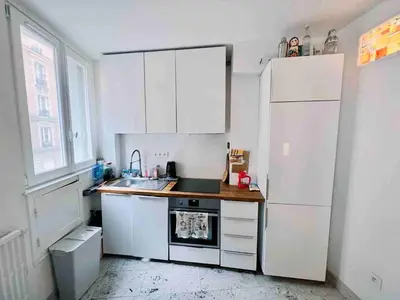 Cuisine ou kitchenette dans l'établissement Chambre privée proche Accord Arena et avec metro 20 min de la Tour Eiffel
