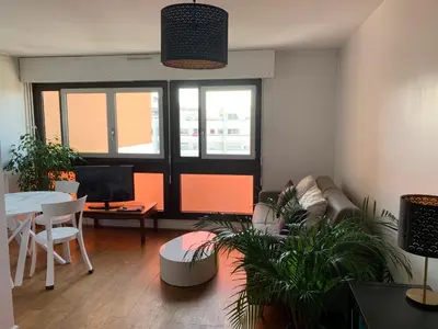 Coin salon dans l'établissement Appartement lumineux 46m2 20e