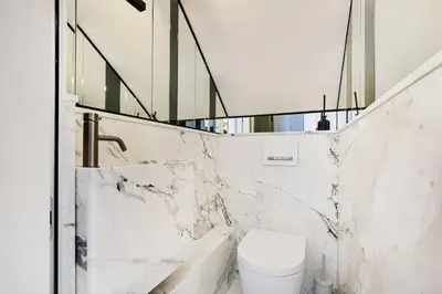 Salle de bains dans l'établissement Exceptional apt with AC - 2BD-4P - Parc Monceau