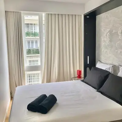 Studio confort et design Etoile-Neuilly-La Défense