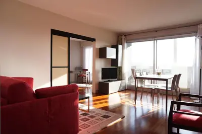 Coin salon dans l'établissement Paris 15 Apartment with Local Lifestyle