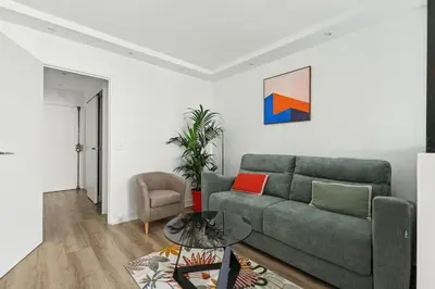 Coin salon dans l'établissement Appartement élégant et design