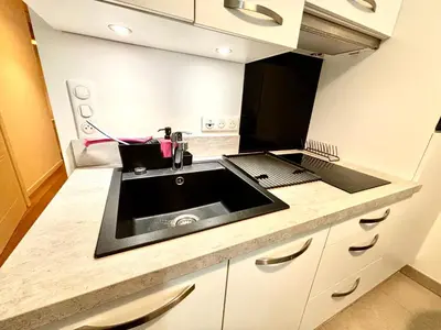 Cuisine ou kitchenette dans l'établissement Montparnasse Saint Jacques Paris