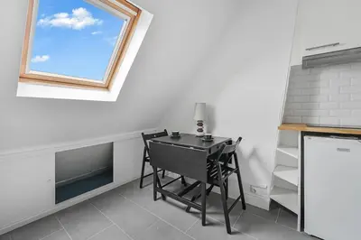 Cuisine ou kitchenette dans l'établissement L Authentique - Trocadero - 2 Prs