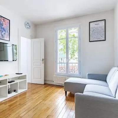 Stunning Parkview Apartment close to Paris