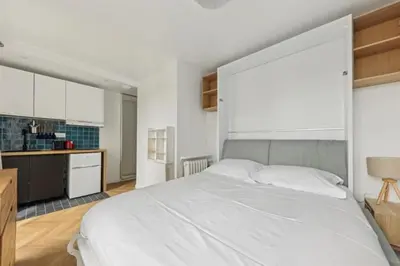 Cuisine ou kitchenette dans l'établissement Studio cosy aux portes de Paris