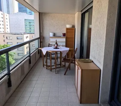 Cuisine ou kitchenette dans l'établissement Superbe appartement Paris Courbevoie La Défense