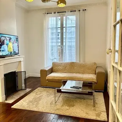 Guest House Tour Eiffel Paris