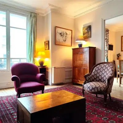 Peaceful 15th Paris Apartment with Metro Access