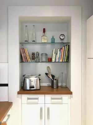 Cuisine ou kitchenette dans l'établissement Urban Paris Apartment in Heart of Faubourg Saint Honore District