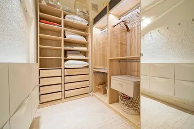 Un ou plusieurs lits superposés dans un hébergement de l'établissement 2 BR with the Best Location of Paris in 2nd Arr