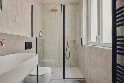 Salle de bains dans l'établissement Nestay Sentier