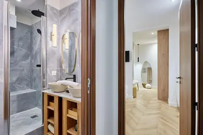 Salle de bains dans l'établissement Superb Apartment Center of Paris by Studio Prestige