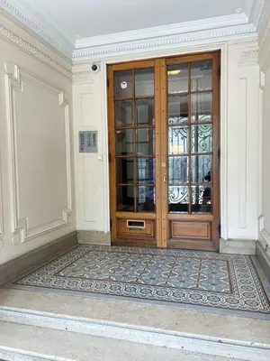 Façade ou entrée de l'établissement Spacious apartment near Eiffel Grenelle F2