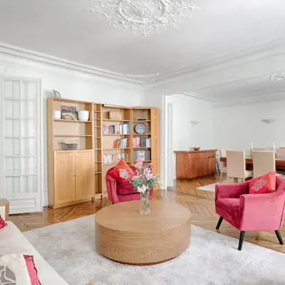 Le Petit Hôtel - Appt 6p 127 m² à Paris