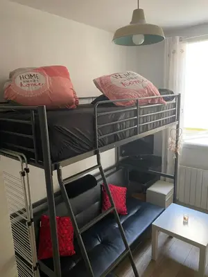 Un ou plusieurs lits dans un hébergement de l'établissement Petit Nid à Paris