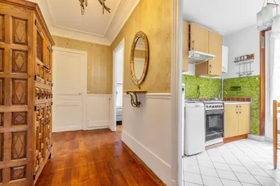 Cuisine ou kitchenette dans l'établissement Chanzy-Spacieux appartement familial Place de la Nation