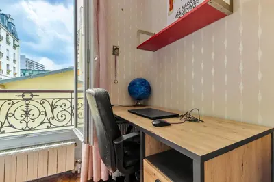 Plan de l'établissement Chanzy-Spacieux appartement familial Place de la Nation