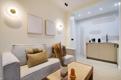 Cuisine ou kitchenette dans l'établissement Superb apartment -1BR-4P- Montmartre