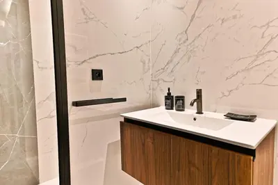 Salle de bains dans l'établissement Magnifique Appartement #Miromesnil #Monceau #Paris