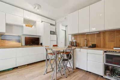 Cuisine ou kitchenette dans l'établissement Jardin des Plantes - Jussieu 1bdr - B'Your Home