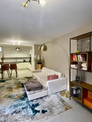 Bibliothèque dans la maison de vacances