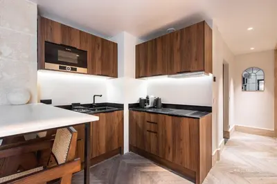 Cuisine ou kitchenette dans l'établissement Stylish Apartment - 1BR-4P - Vendôme Square