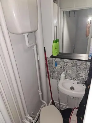 Salle de bains dans l'établissement Cosy Paris Boulogne billancourt Rolland Garros PSG
