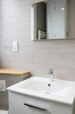 Plan de l'établissement Studio lumineux sous les toits Paris 14ᵉ