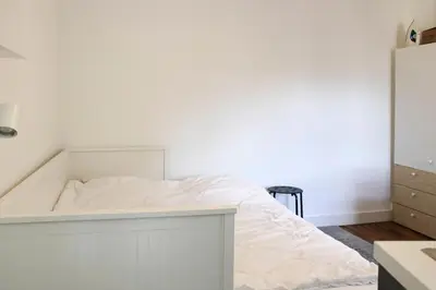 Plan de l'établissement Studio lumineux sous les toits Paris 14ᵉ