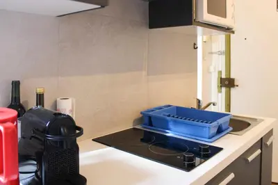 Plan de l'établissement Studio lumineux sous les toits Paris 14ᵉ