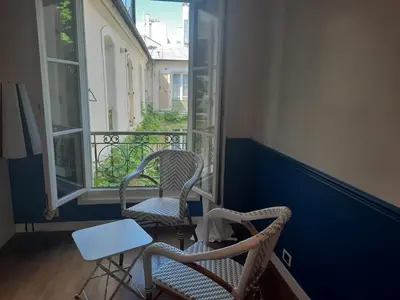 Balcon ou terrasse dans l'établissement Chambres d'hôtes calmes sur jardin Paris Batignolles