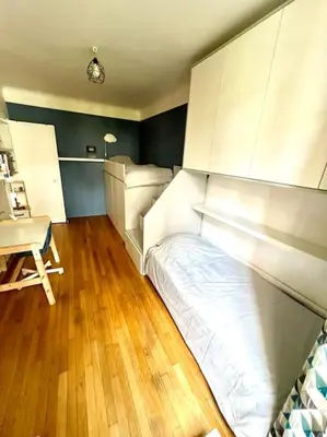Coin salon dans l'établissement Grand appartement dans Paris 8 couchages