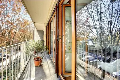 Balcon ou terrasse dans l'établissement Lumineux 3 pièces face à la Seine à 100m du tramway T2