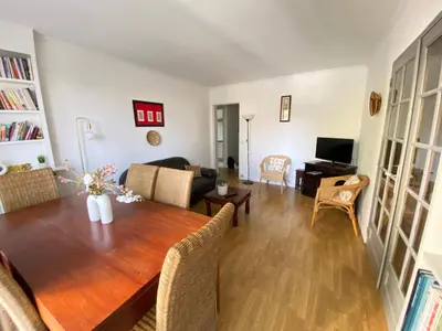 Coin salon dans l'établissement Chez Fiatope - Appartement Calme avec balcon & Parking, proche Tram T6