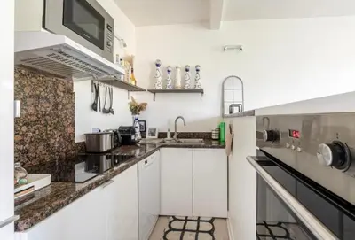 Cuisine ou kitchenette dans l'établissement In front of Sacré Cœur - 2 Bedrooms in last floor