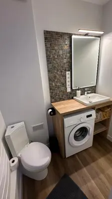 Salle de bains dans l'établissement Location Proche La Défense - Stade Arena - Paris 10 min - Idéal Affaires Tourisme
