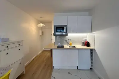 Cuisine ou kitchenette dans l'établissement Super studio Paris La Défense