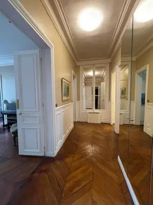 Plan de l'établissement Elégant appartement parisien