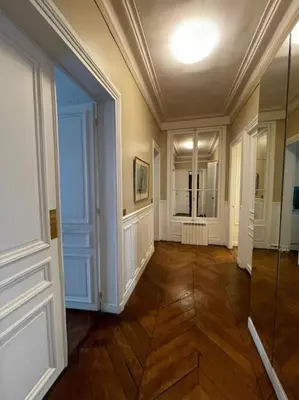 Plan de l'établissement Elégant appartement parisien
