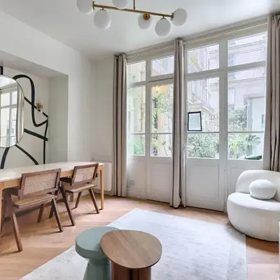 Appartement de charme 1BR Condorcet Saint-Georges