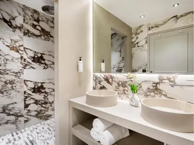 Salle de bains dans l'établissement Merveil - Signature Suite - Marais - Montmartre