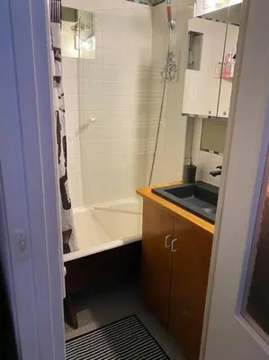 Salle de bains dans l'établissement Central Paris Charming Flat