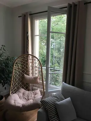 Coin salon dans l'établissement Beautifully designed homely calm parisian duplex