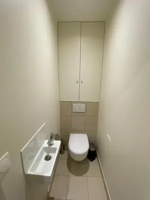 Salle de bains dans l'établissement Appartement Aboukir