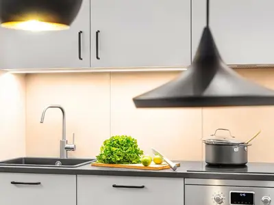 Cuisine ou kitchenette dans l'établissement LivinParis - Luxury AC 3 Bedrooms Le Louvre II